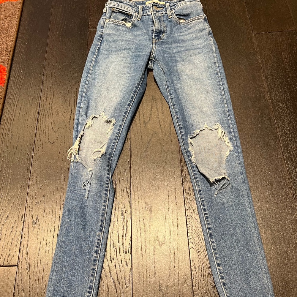 Levi’s 721 High Rise Skinny Jeans